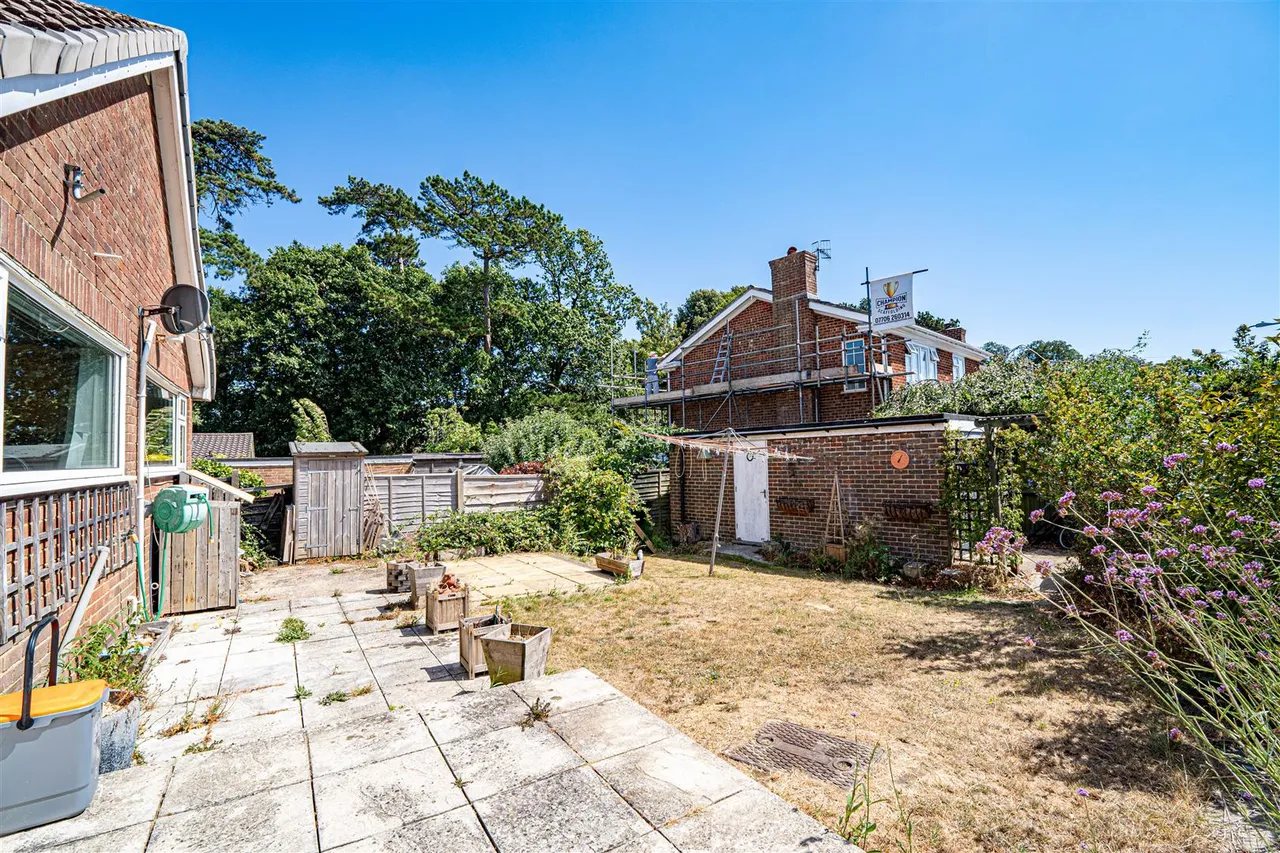 Walton Close, St. Leonards-On-Sea, photo 11