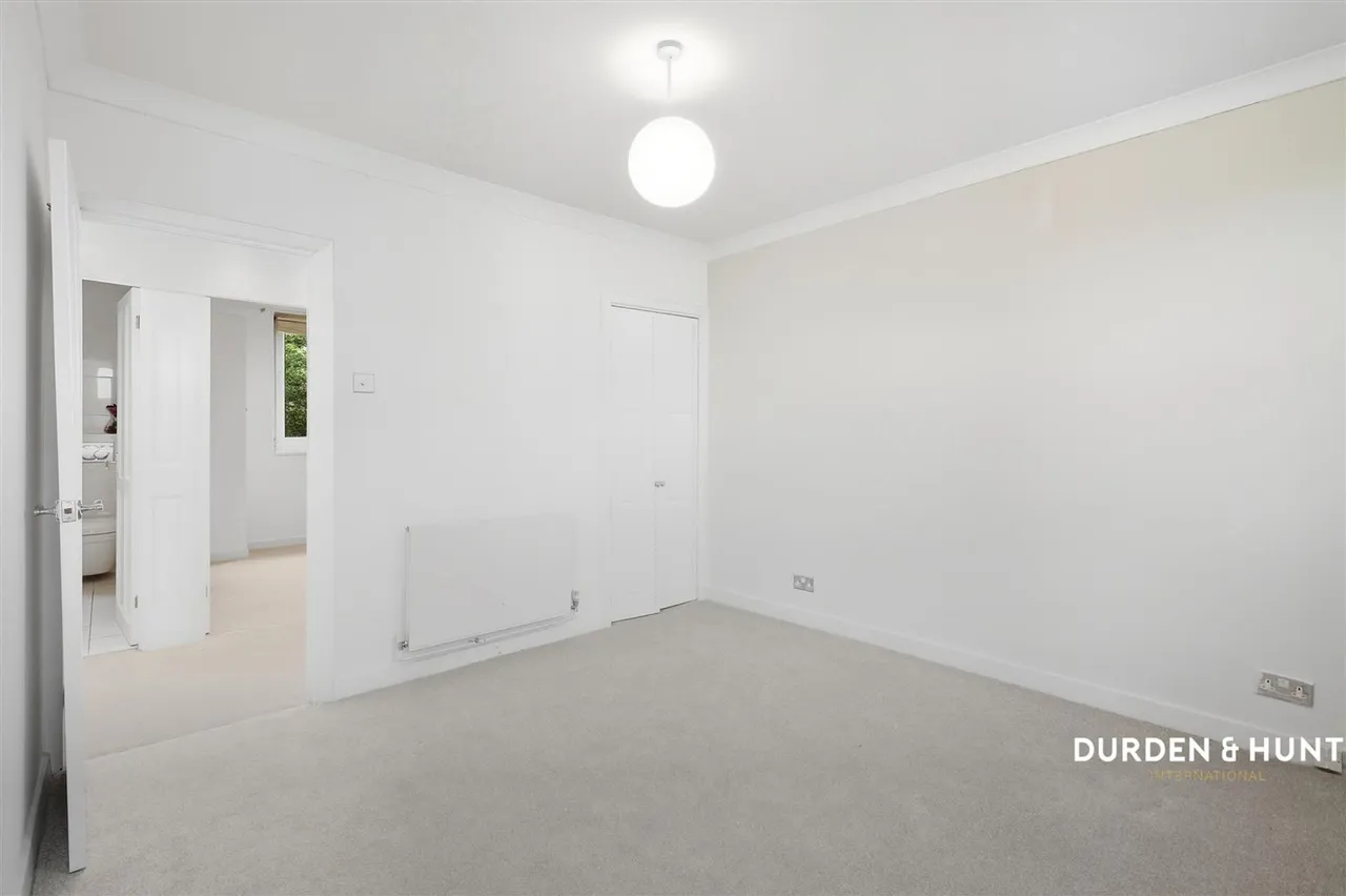 Hawthorns, Woodford Green, IG8, photo 12