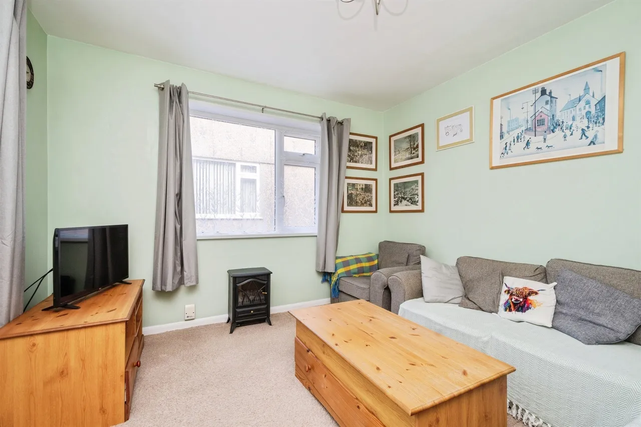 Howard Road, Plymouth, PL9, photo 2