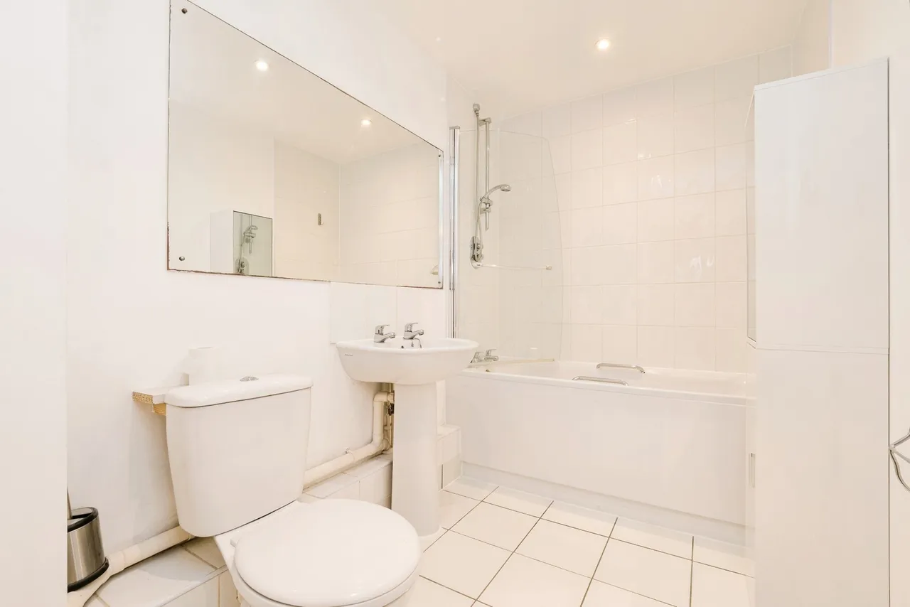 Mellish Way, HORNCHURCH, Essex, RM11, photo 10