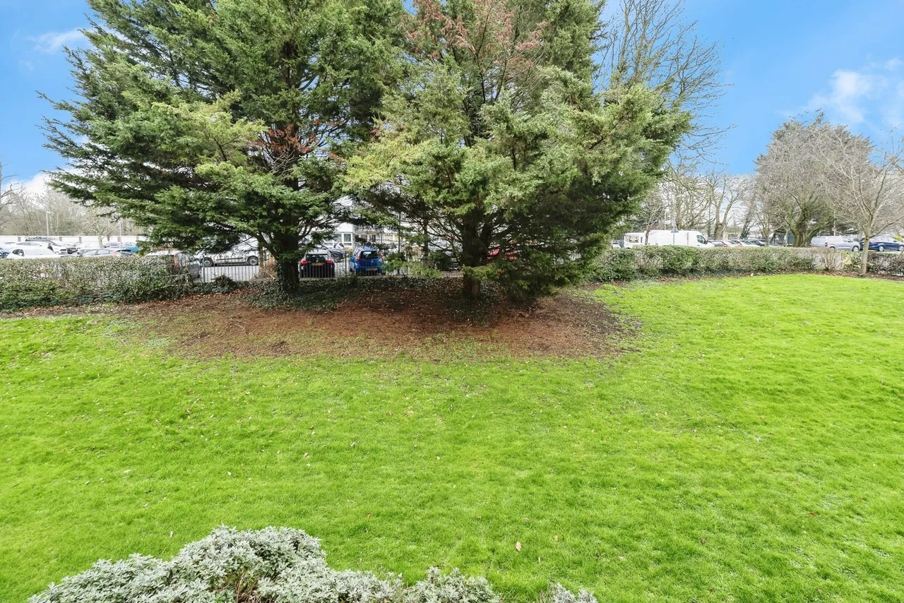 Mellish Way, HORNCHURCH, Essex, RM11, photo 22