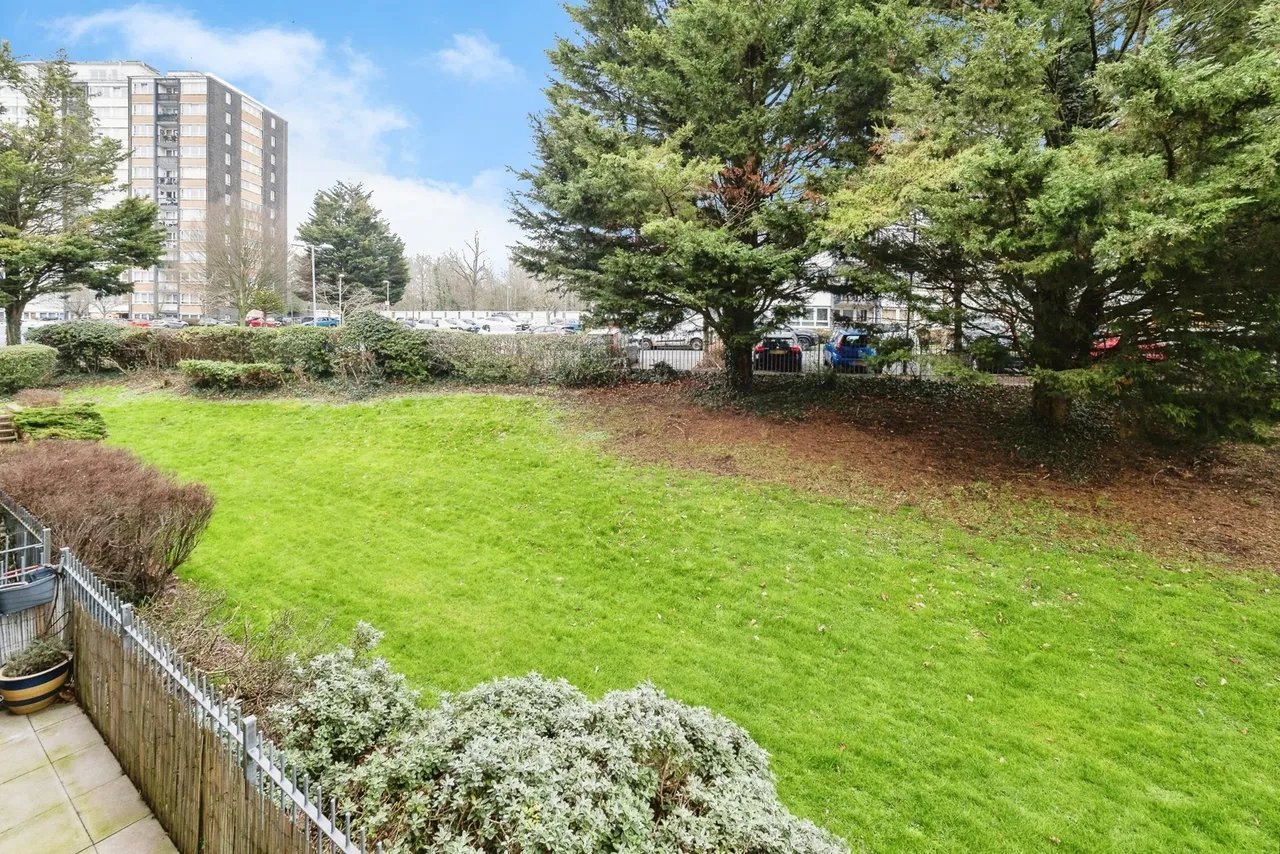 Mellish Way, HORNCHURCH, Essex, RM11, photo 6
