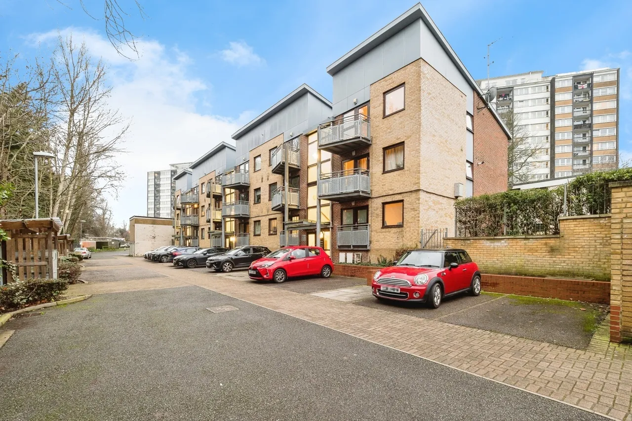 Mellish Way, HORNCHURCH, Essex, RM11, photo 32