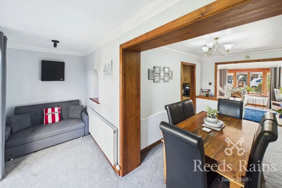 Briarwood Close, Leyland, PR25, photo 7