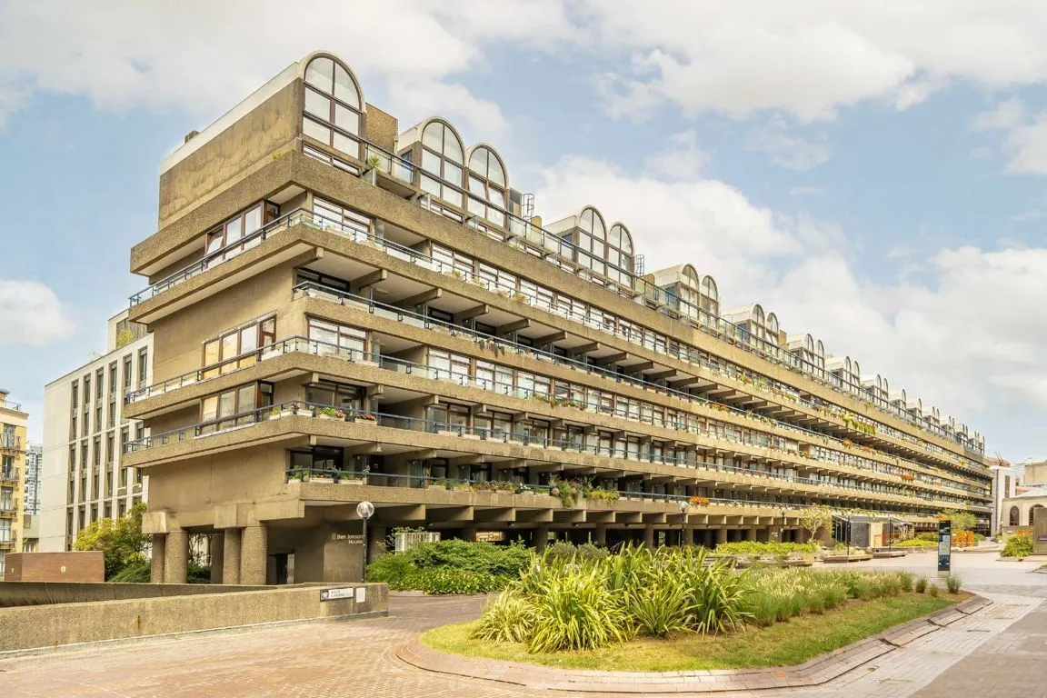 Barbican, EC2Y, photo 9