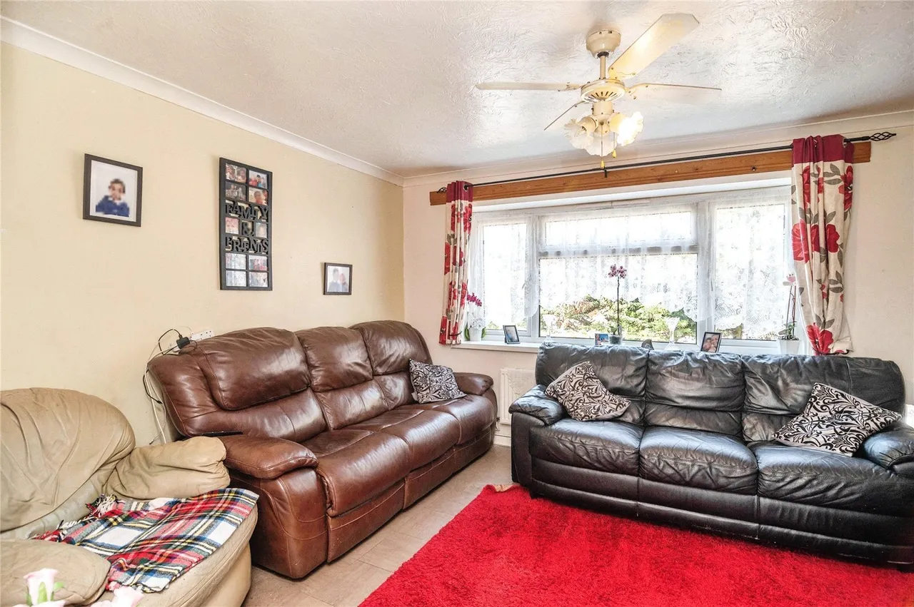 Rochford Garden Way, Rochford, Essex, SS4, photo 11