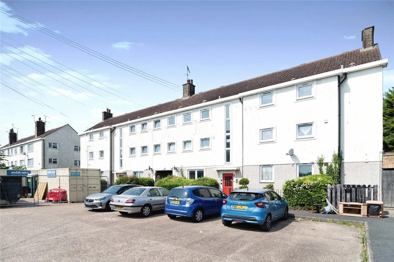 2 bed flat for sale — Rochford Garden Way, Rochford, Essex, SS4