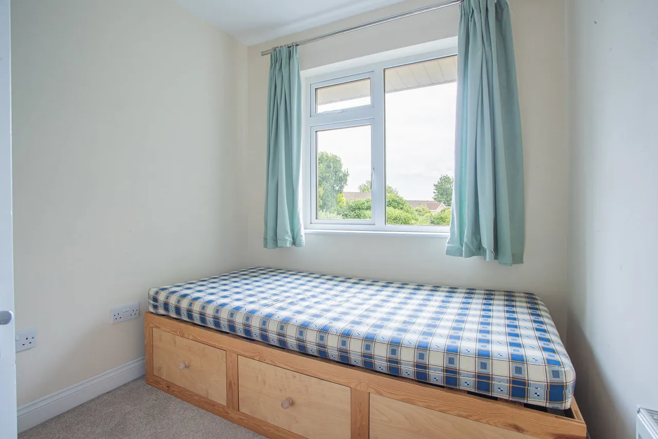 Hill Road, Wotton-under-Edge, photo 22