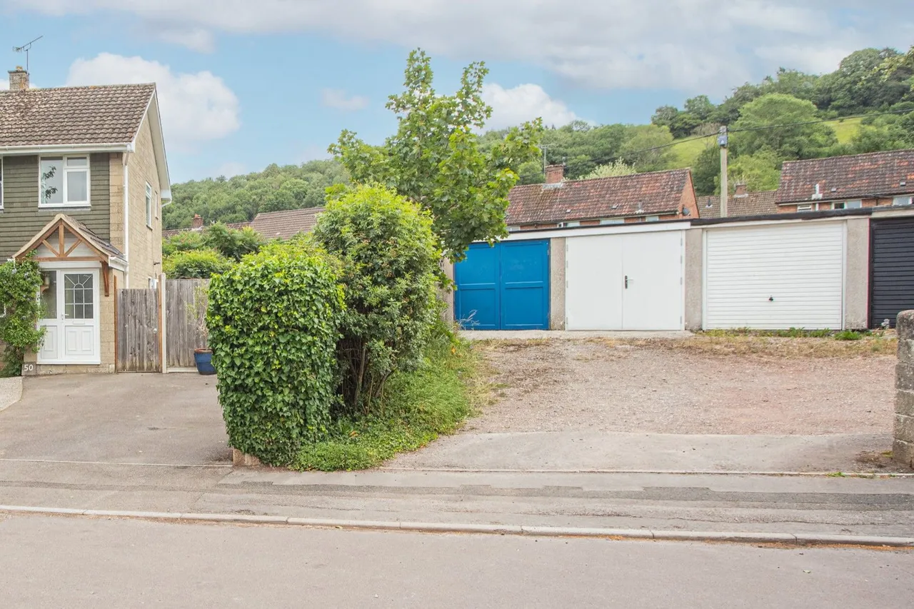 Hill Road, Wotton-under-Edge, photo 14