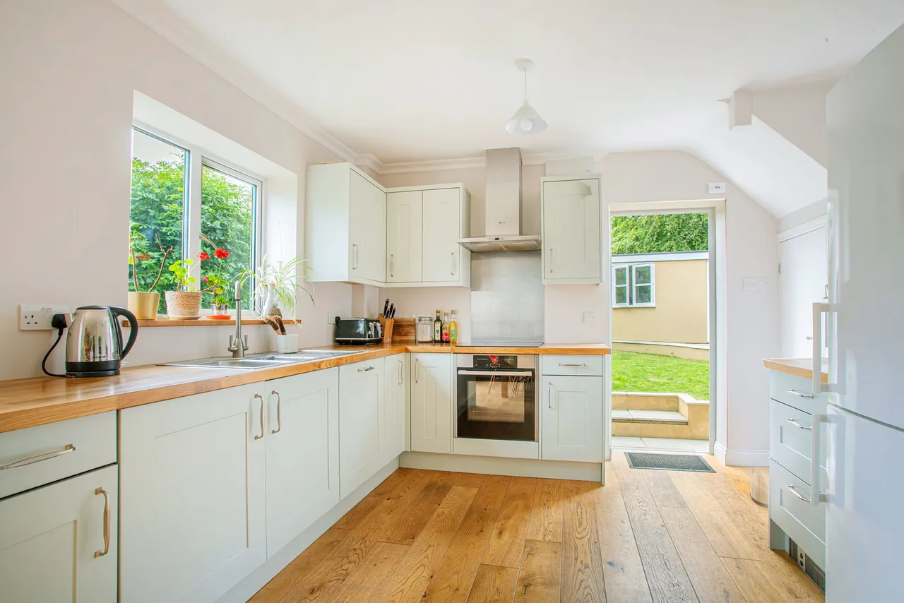 Hill Road, Wotton-under-Edge, photo 17