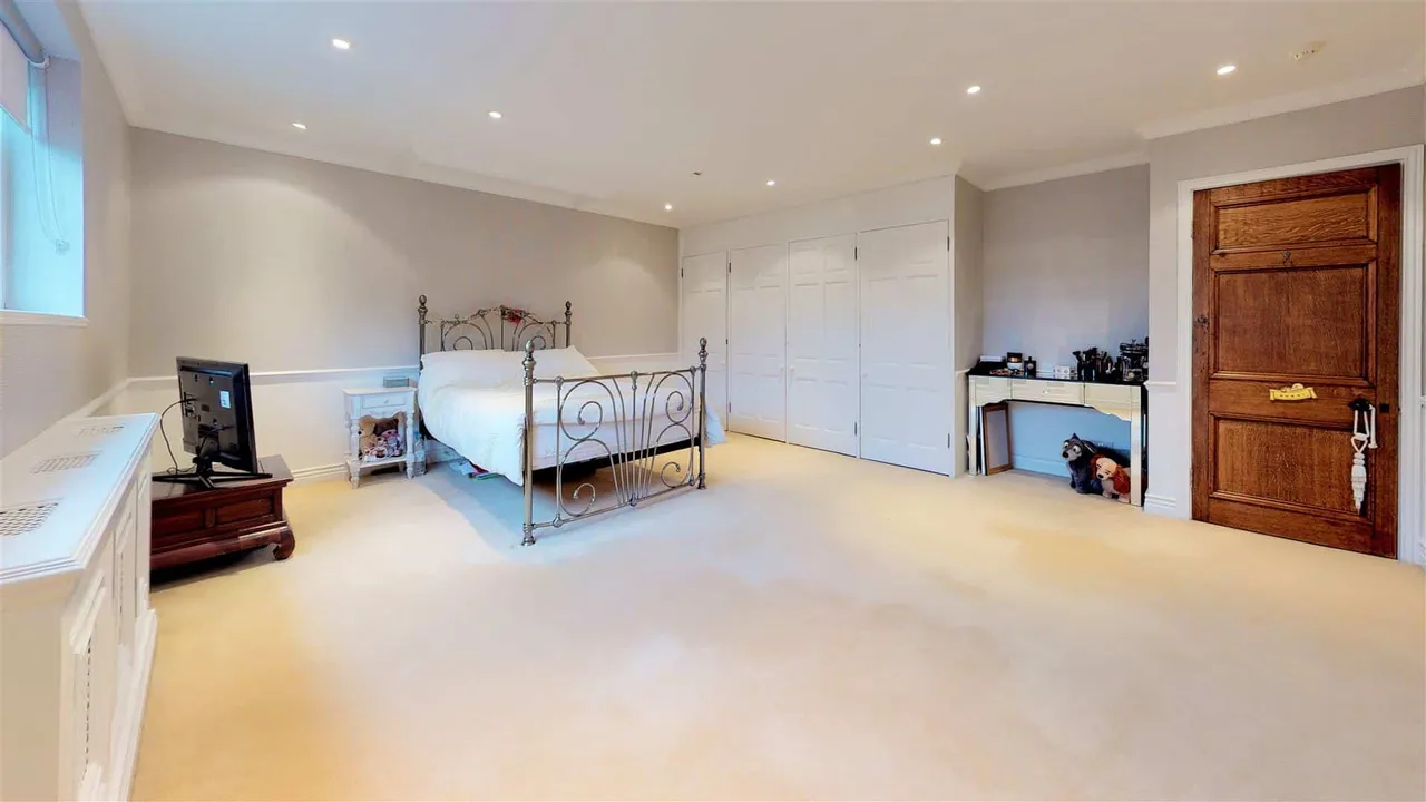 Nursery Road, Loughton, photo 9