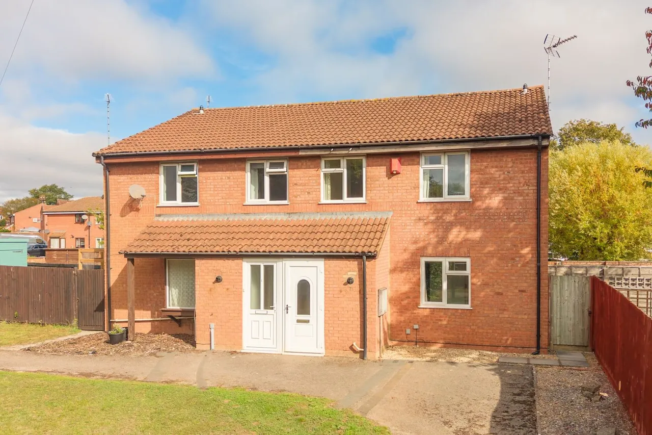 Darwin Close, Taunton, TA2, photo 11