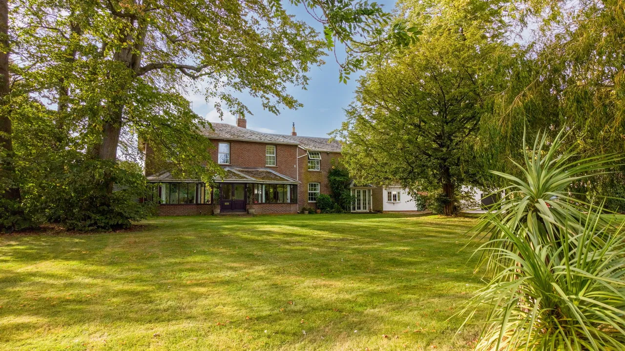 Aughton Lodge, Aughton, photo 4