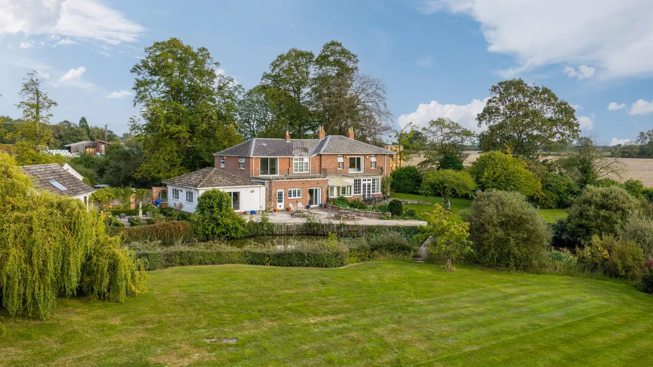 Aughton Lodge, Aughton, photo 45