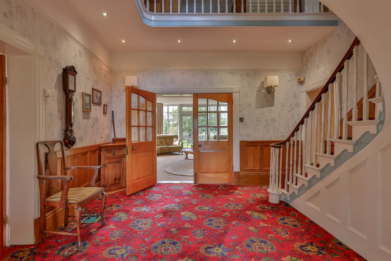 Aughton Lodge, Aughton, photo 13