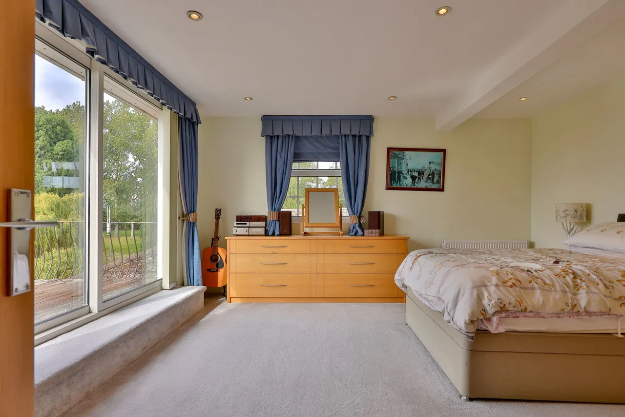 Aughton Lodge, Aughton, photo 34