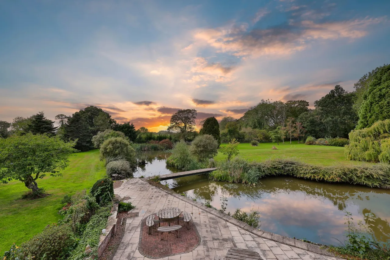 Aughton Lodge, Aughton, photo 6
