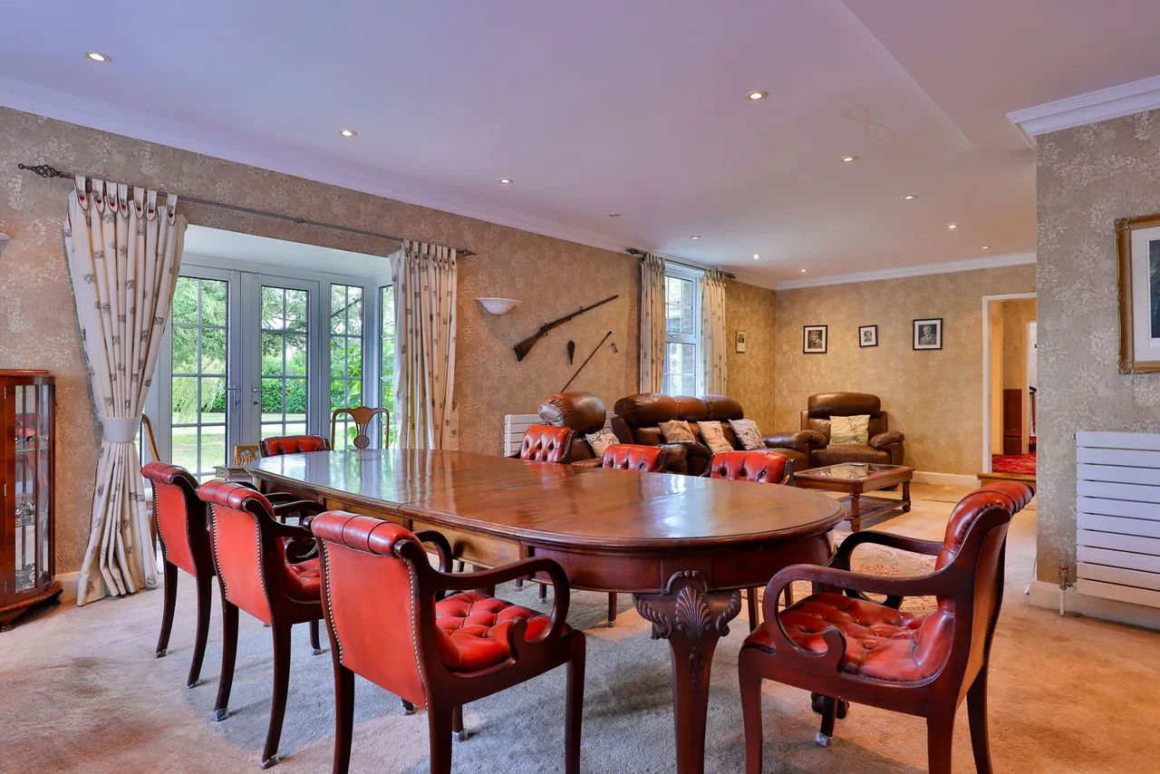 Aughton Lodge, Aughton, photo 18