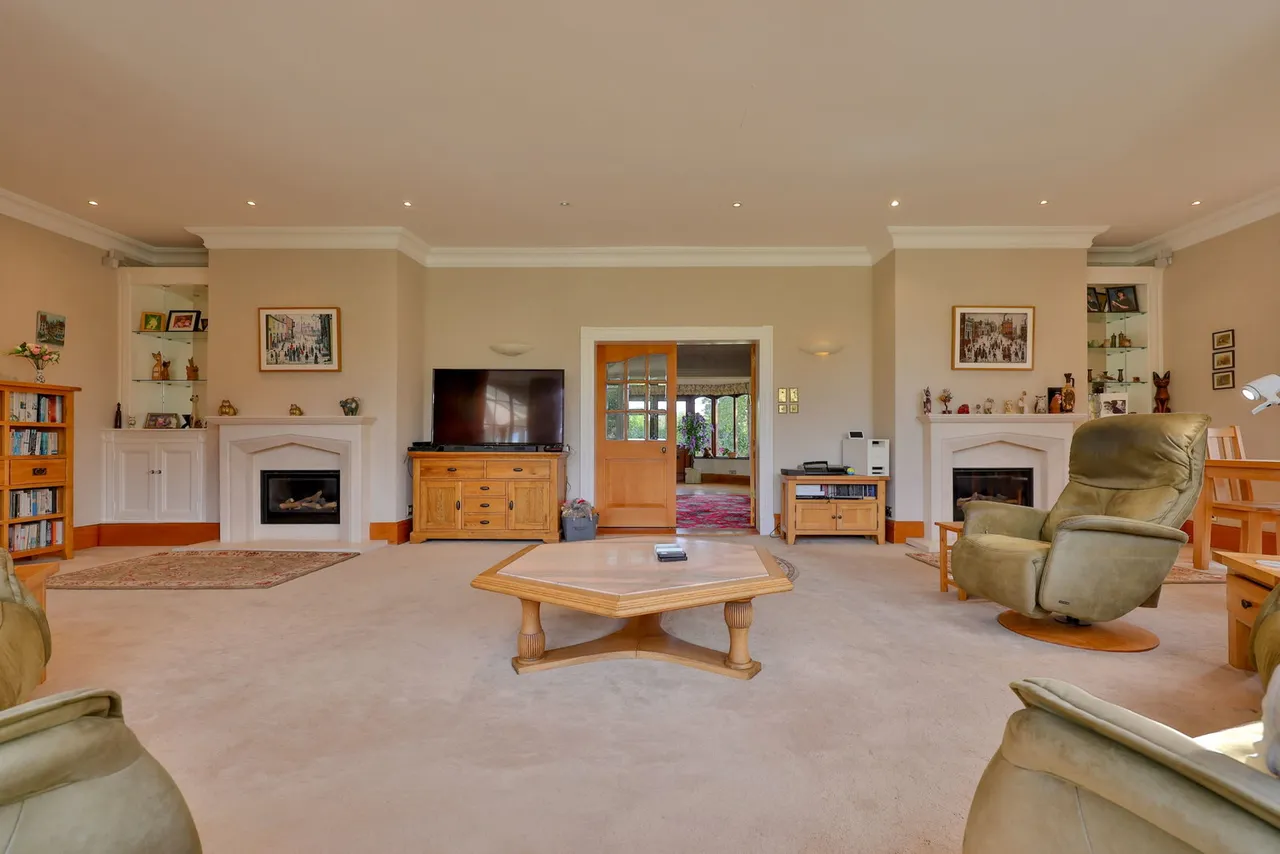 Aughton Lodge, Aughton, photo 7