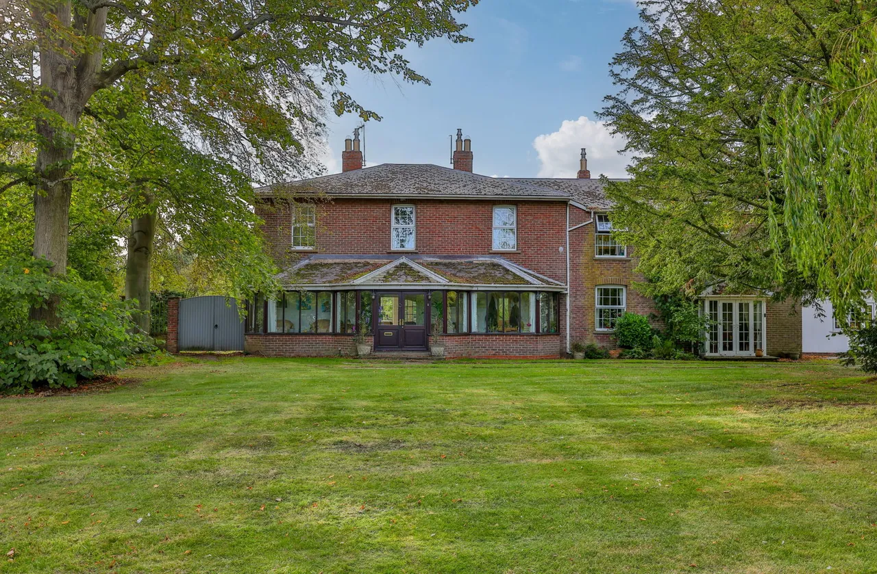 Aughton Lodge, Aughton, photo 41