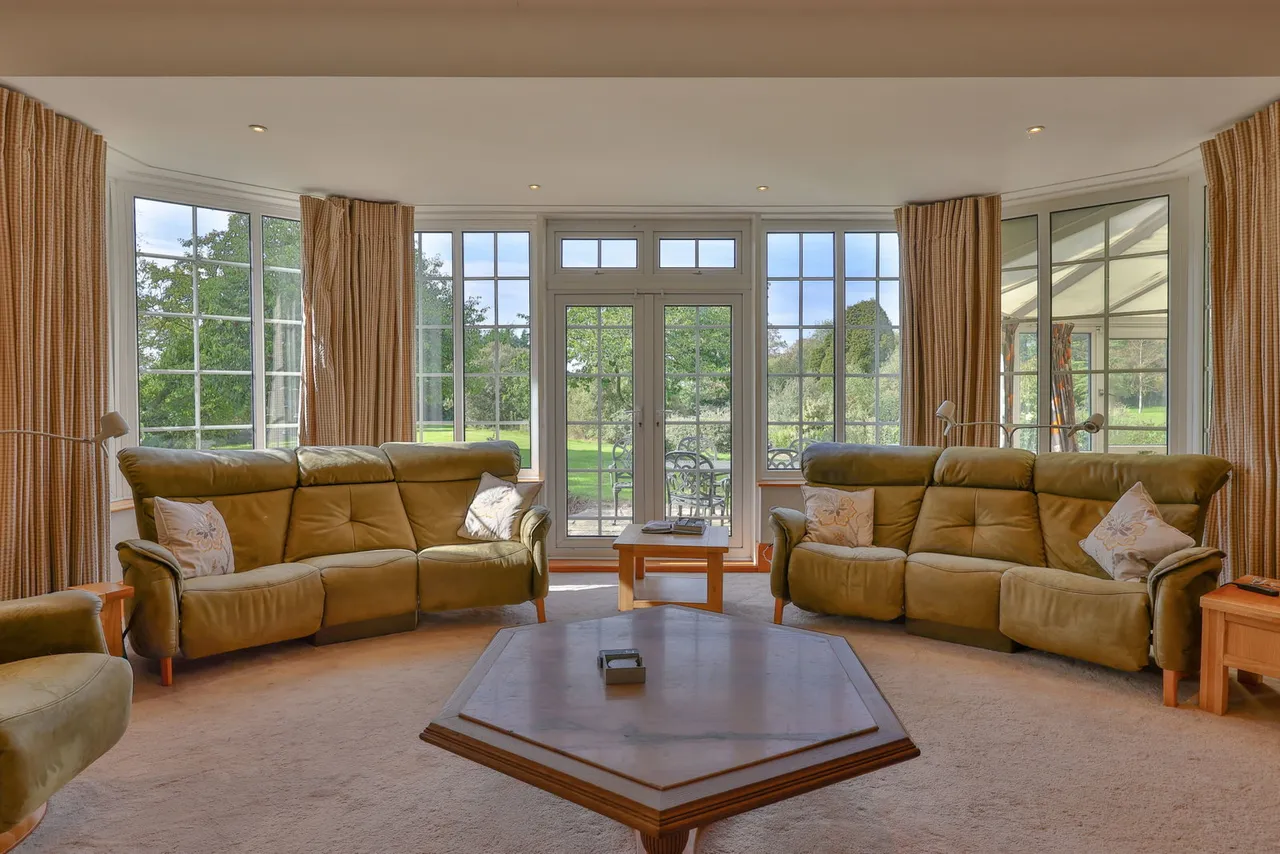 Aughton Lodge, Aughton, photo 11