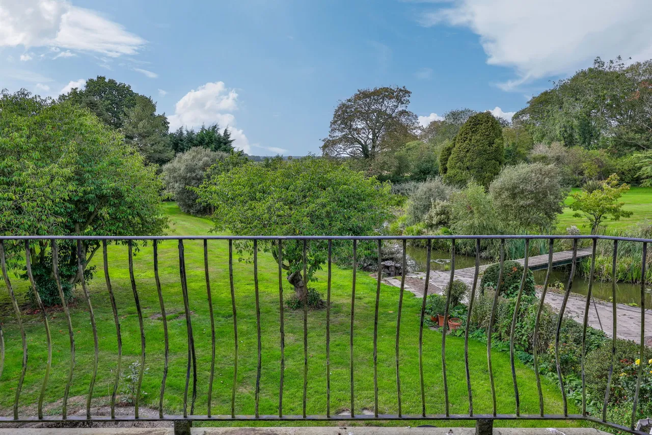 Aughton Lodge, Aughton, photo 32