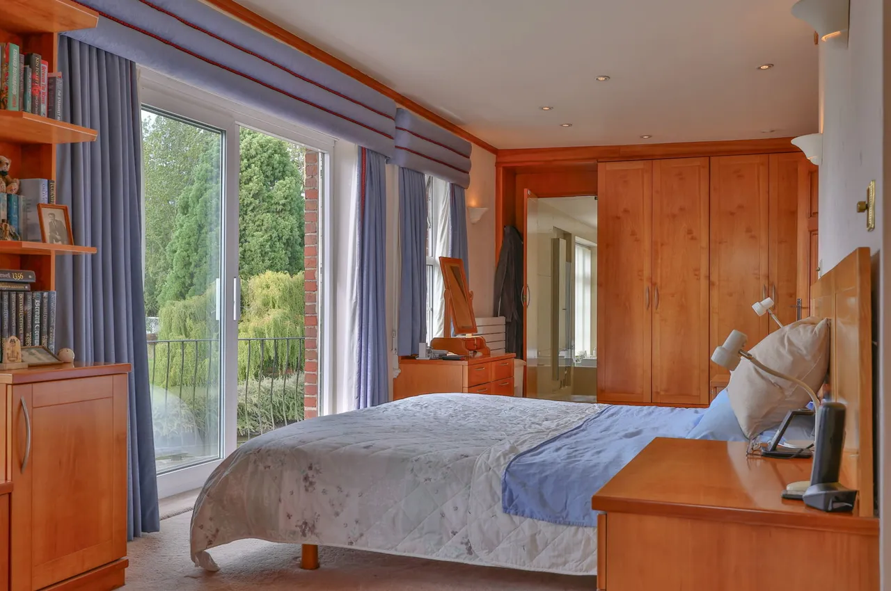Aughton Lodge, Aughton, photo 37