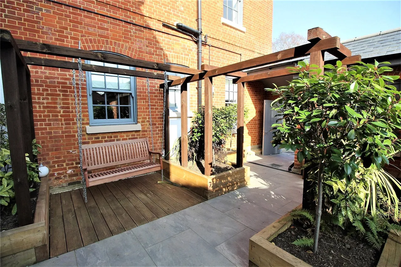 Amherst Place, Bordon, GU35, photo 9