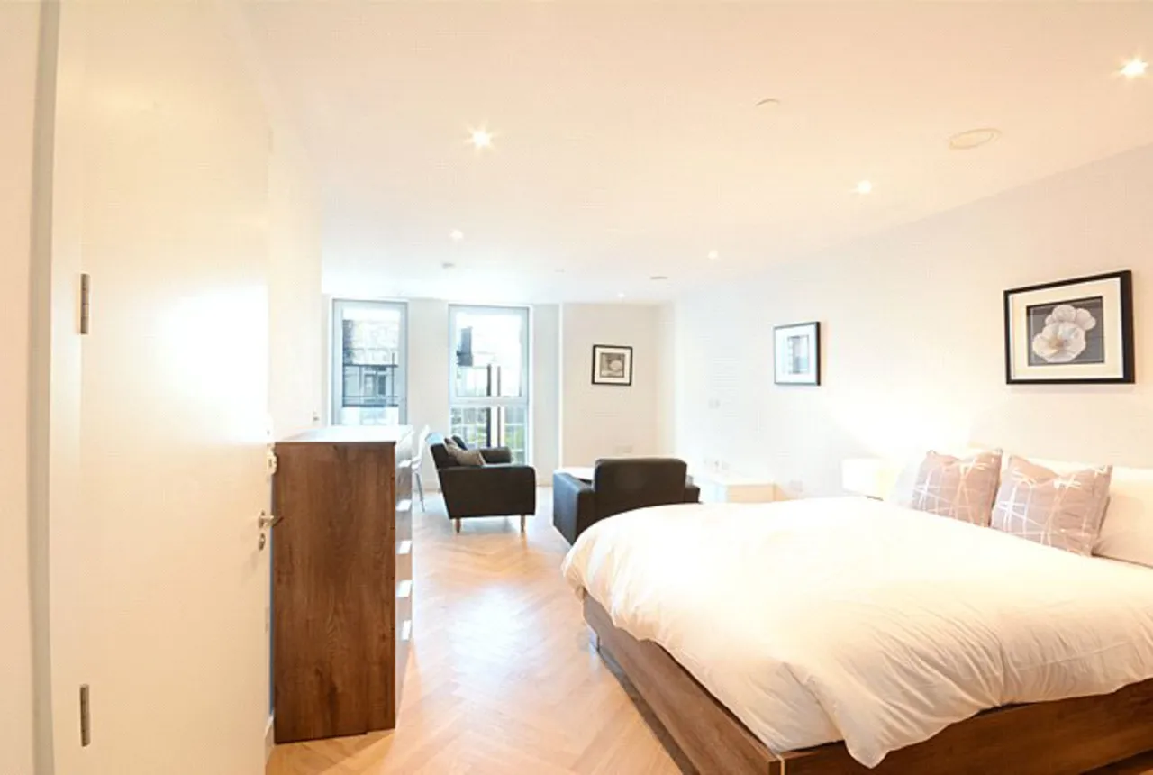 Apartment 1110, 251 Southwark Bridge Road, London, photo 5
