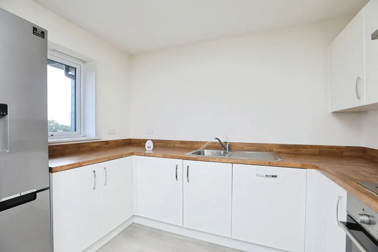 Lywood Drive, Sittingbourne, Kent, ME10, photo 16