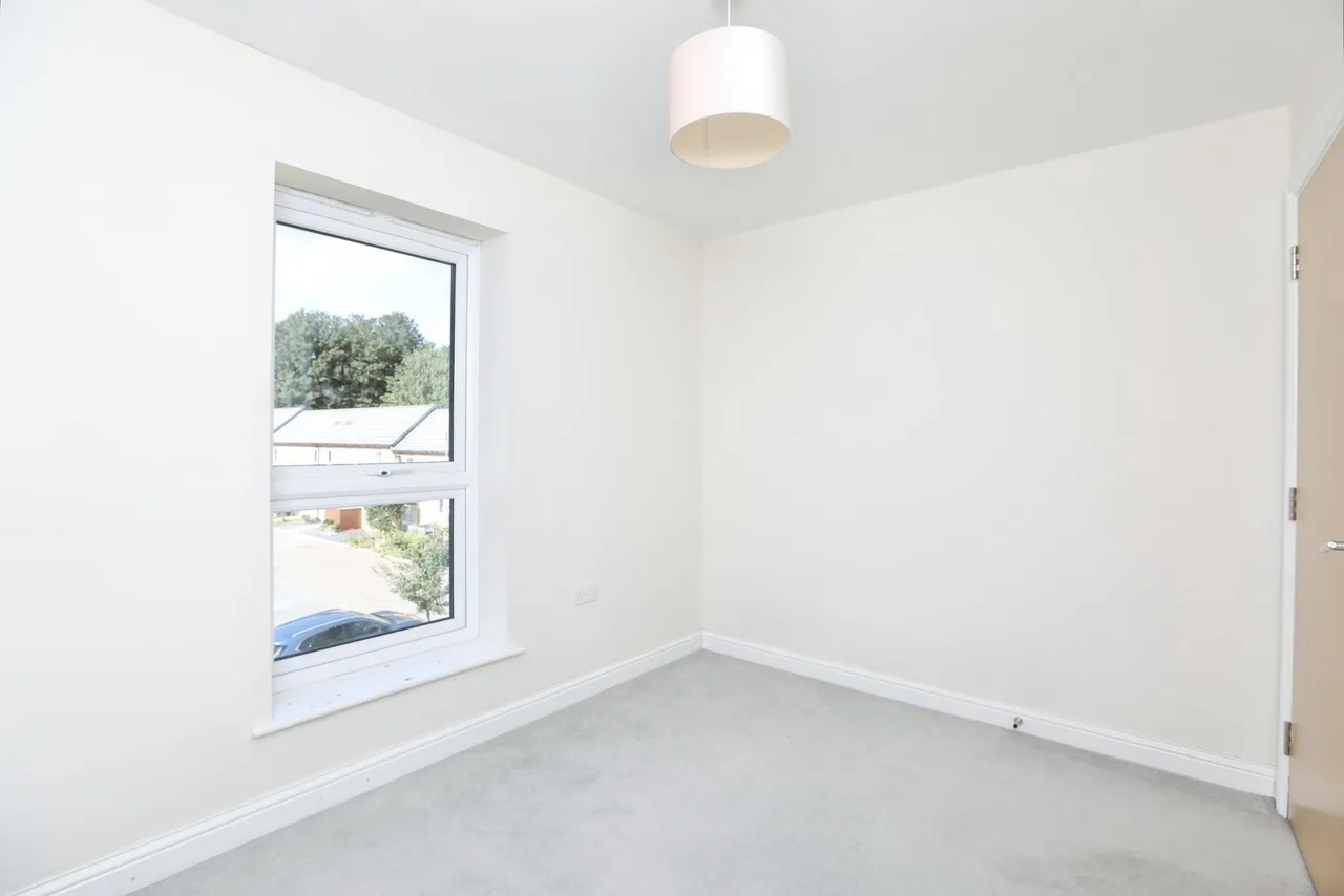 Lywood Drive, Sittingbourne, Kent, ME10, photo 6