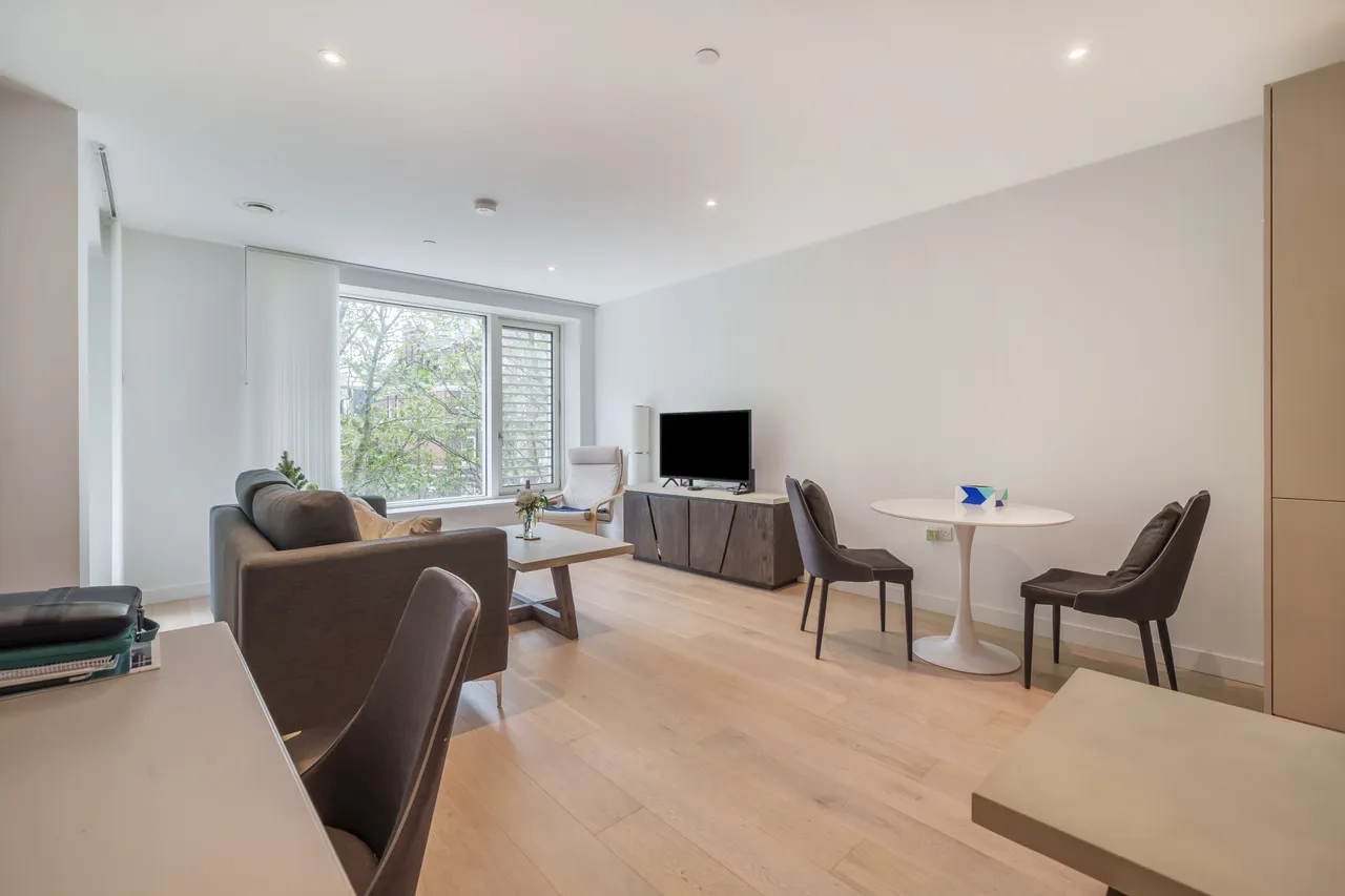 1 bed flat for sale, London, SE17