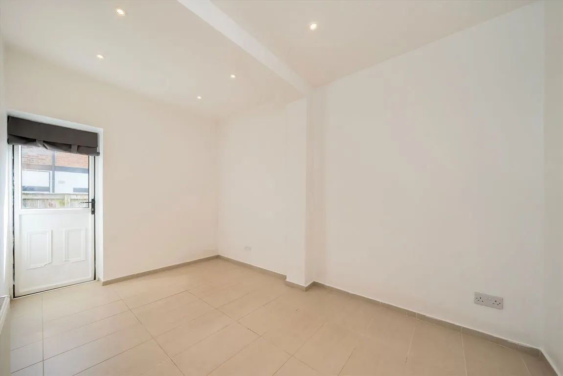 St. James's Drive, SW17, photo 5