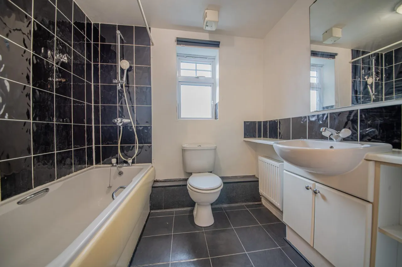 Benny Hill Close, EASTLEIGH, Hampshire, SO50 5GG, photo 5