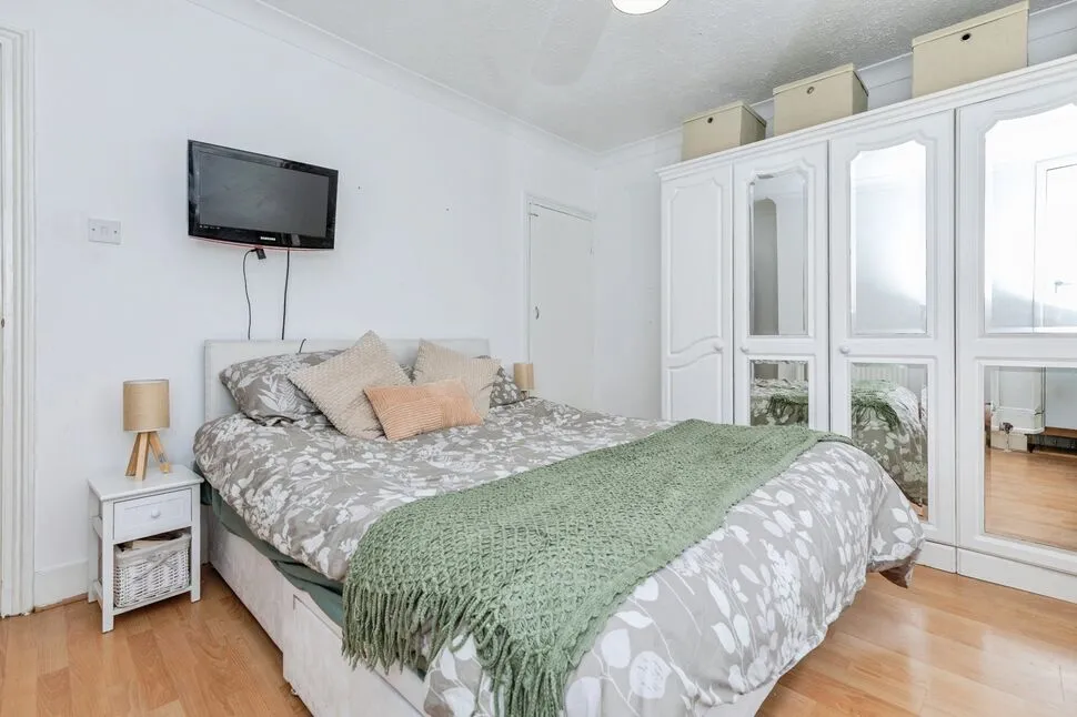 Wainscott Road, Wainscott, Kent, ME2, photo 5