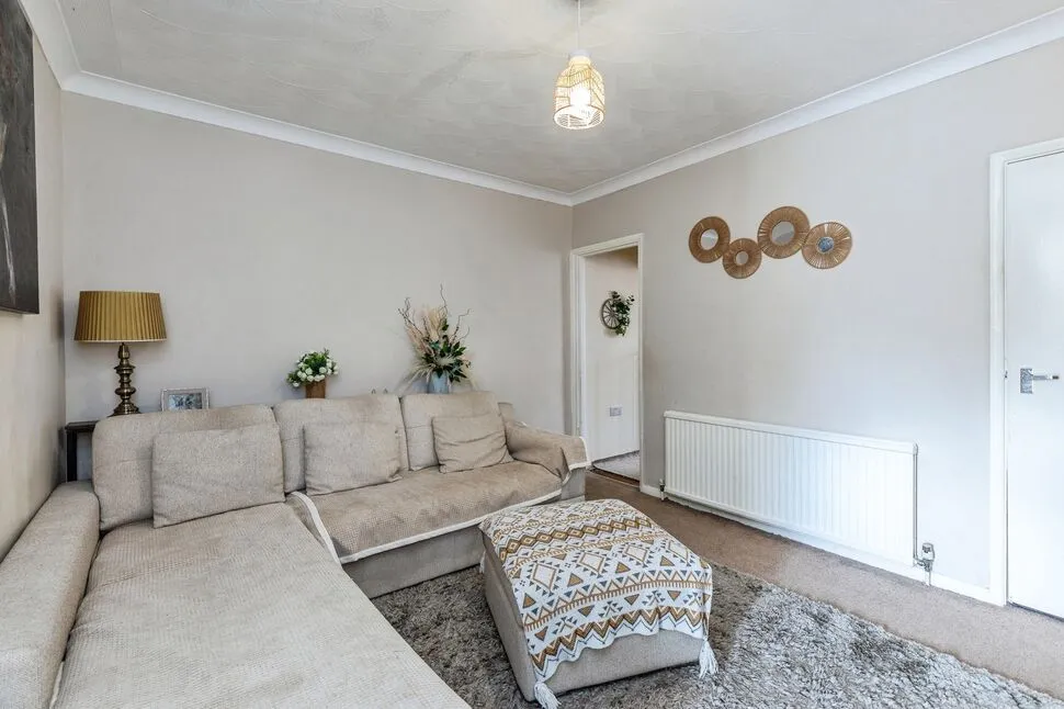 Wainscott Road, Wainscott, Kent, ME2, photo 10