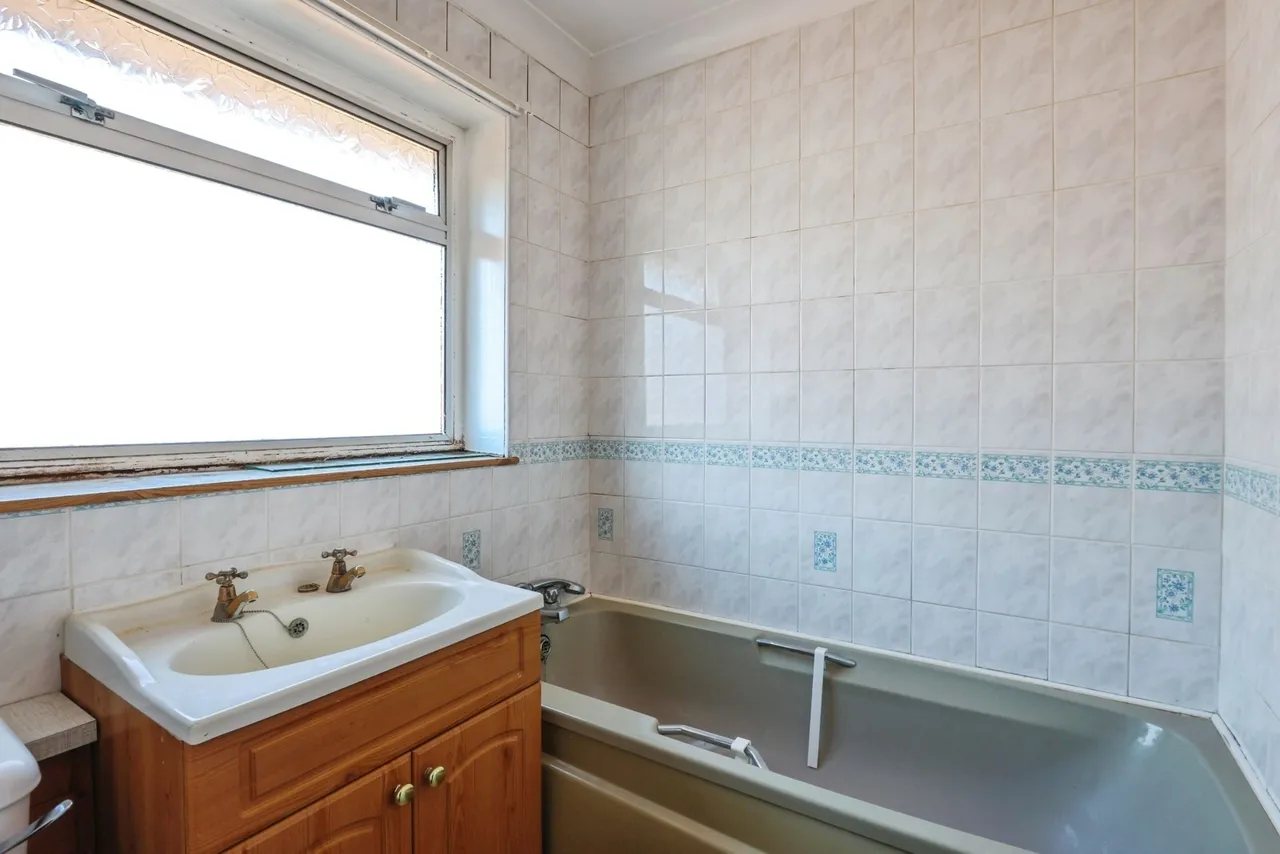 Symes Road, Poole, BH15, photo 11