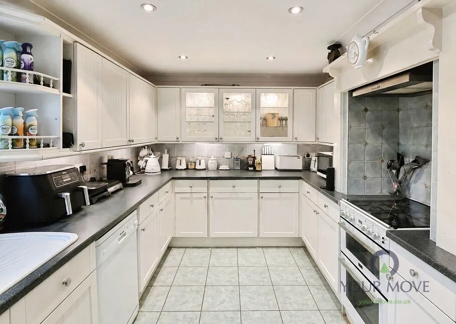 Spot Lane, Bearsted, Kent, ME15, photo 10