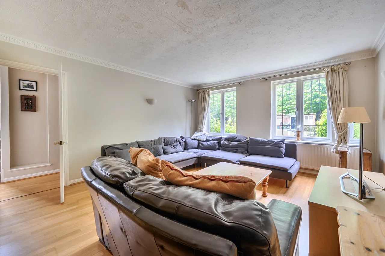 Dove House Green, Weybridge, KT13, photo 5