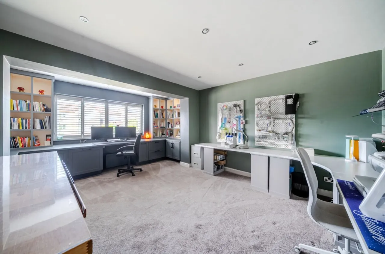 Manor Road, Sheffield, S26, photo 12