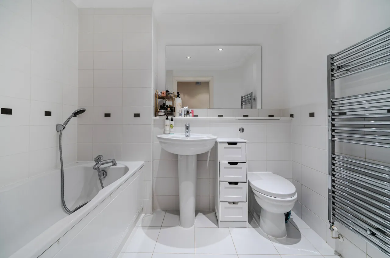 Reading Road, Winnersh, Wokingham, Berkshire, RG41 5PP, photo 13