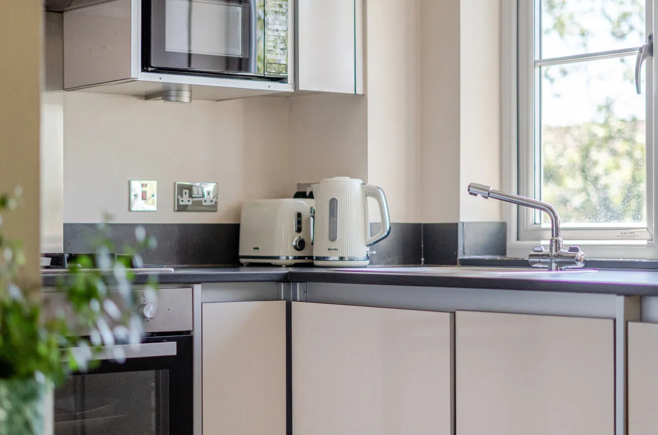 Reading Road, Winnersh, Wokingham, Berkshire, RG41 5PP, photo 5