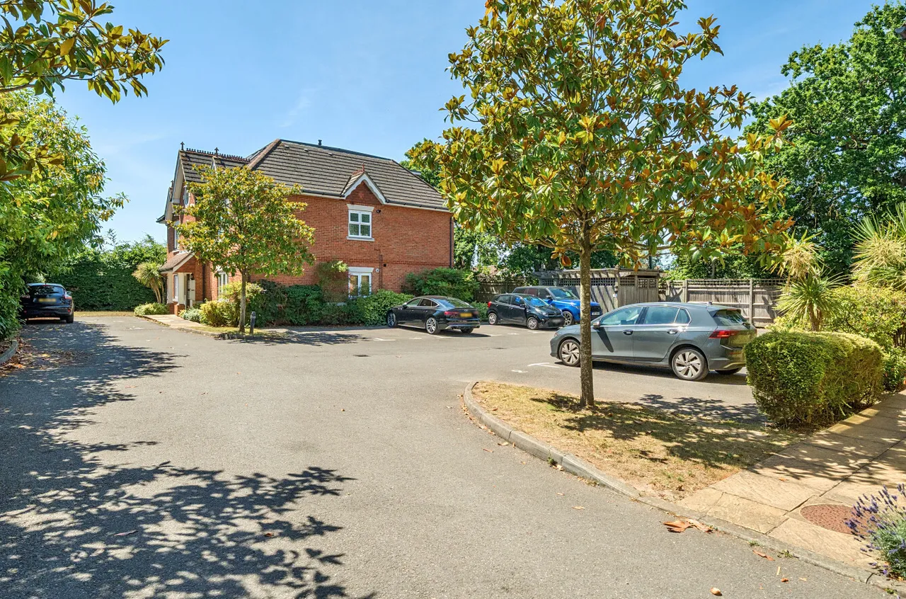 Reading Road, Winnersh, Wokingham, Berkshire, RG41 5PP, photo 16