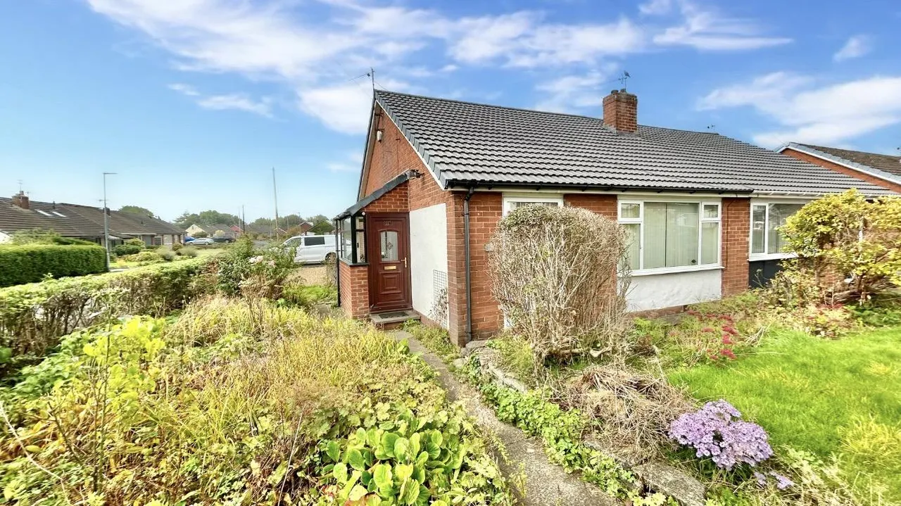 2 bed house for sale, Cowley Crescent, Padiham, BB12