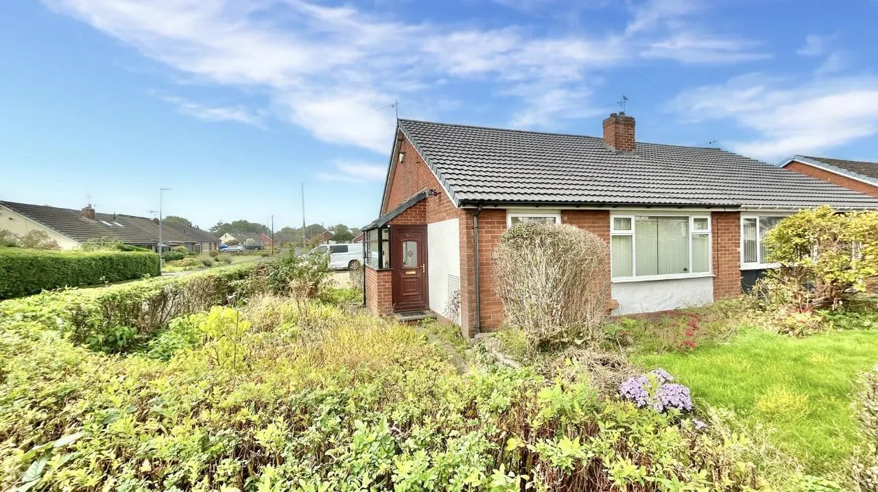 Cowley Crescent, Padiham, BB12, photo 10