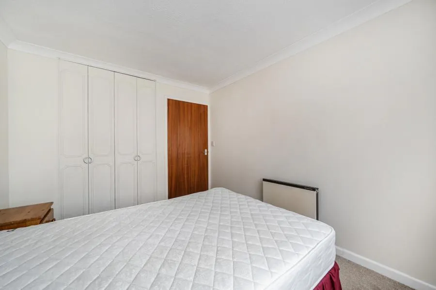 Mount Hermon Road, Woking, GU22, photo 13