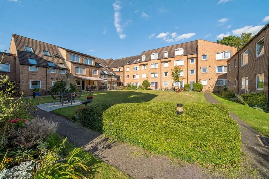 Mount Hermon Road, Woking, GU22, photo 2