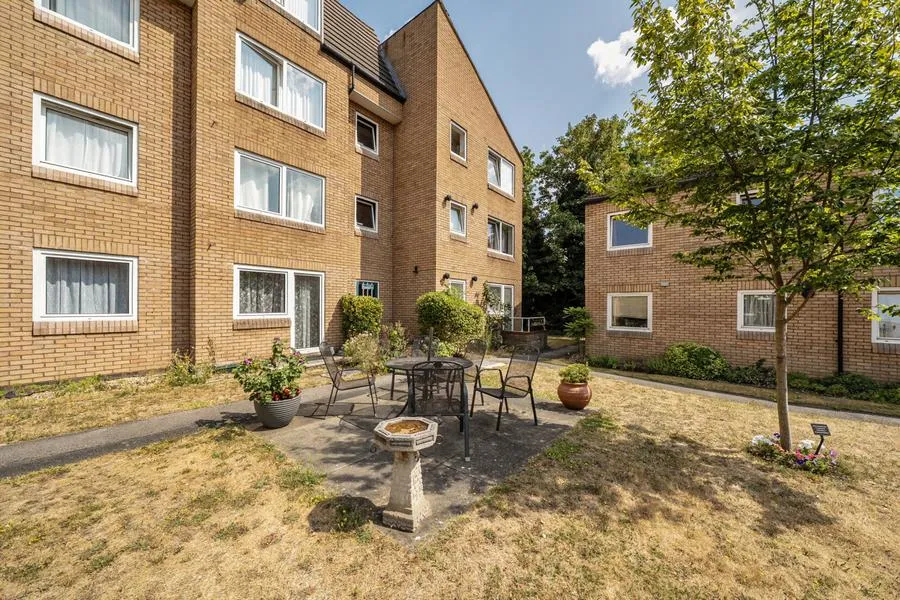 Mount Hermon Road, Woking, GU22, photo 19