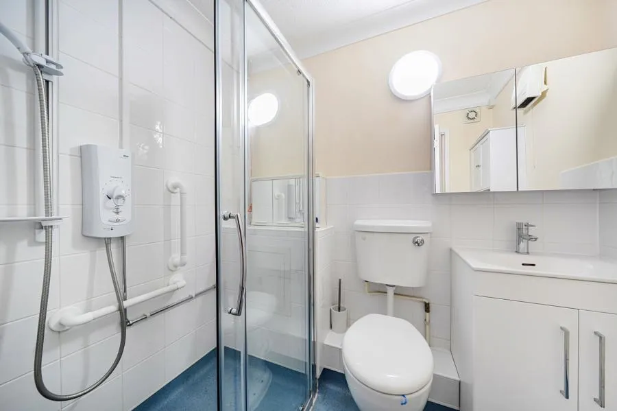 Mount Hermon Road, Woking, GU22, photo 16