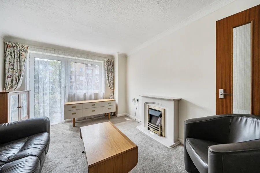 Mount Hermon Road, Woking, GU22, photo 3